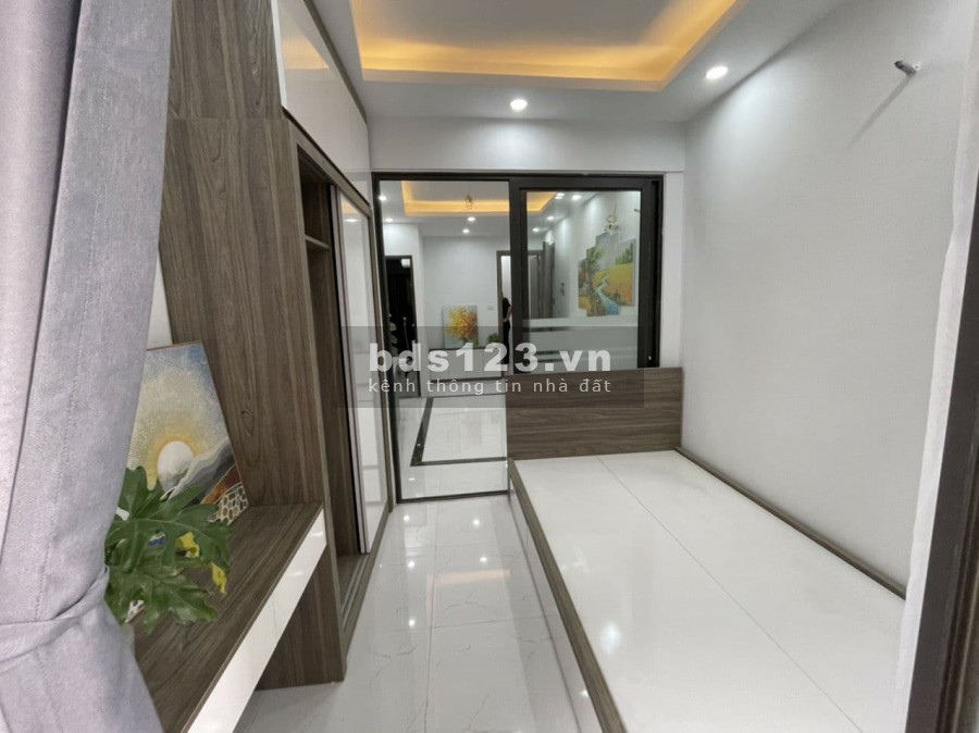 Bán Tòa CCMN Dòng Tiền 1.1Tỷ/Năm, 8 Tầng có Thang Máy, Tổng 25 Phòng Giá 6.8 tỷ