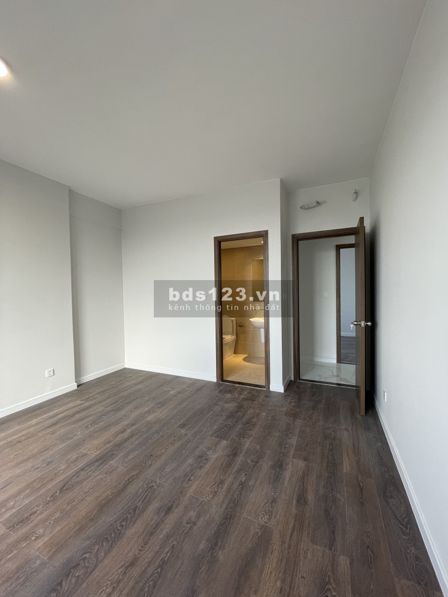 Cho thuê căn hộ chung cư Opal Boulevard,mặt tiền Phạm văn Đồng,TP.Thủ Đức.Căn góc,3 Phòng ngũ,Hướng Đông Nam mát mẻ.