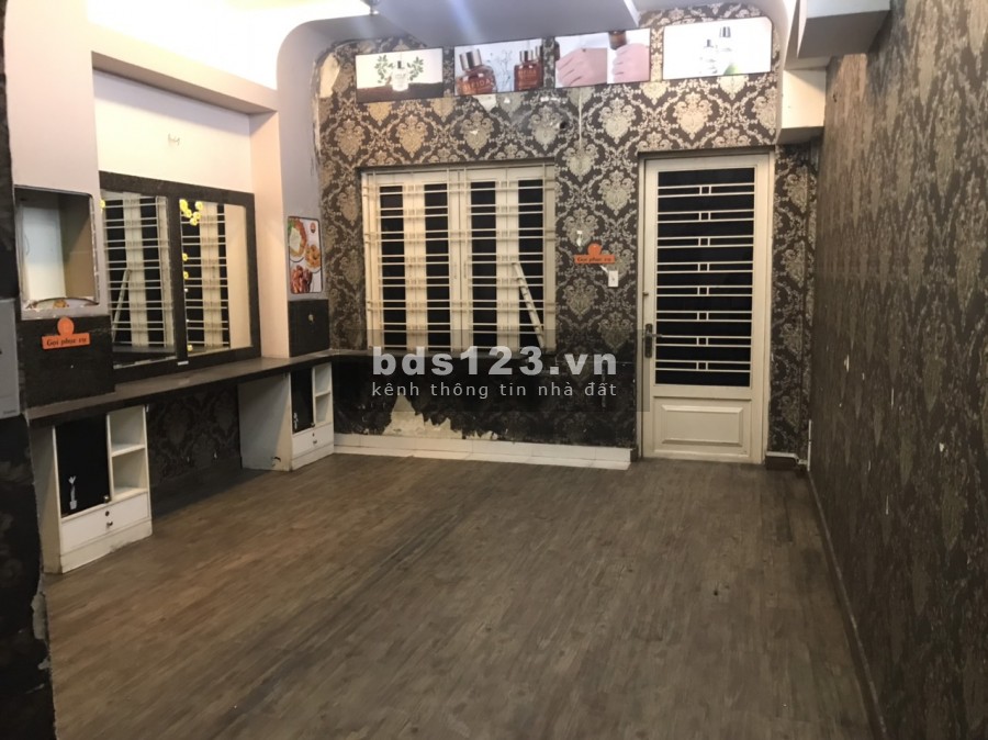 Cho thuê nhà nguyên căn MT Lê Văn Sỹ Phường 1 Tân Bình 5x18m cầu thang cuối nhà
