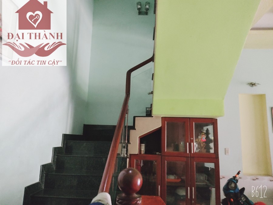 Bán nhà Long Bình Tân 1 Trệt 2 Lầu SHR giá 5.5 Tỉ