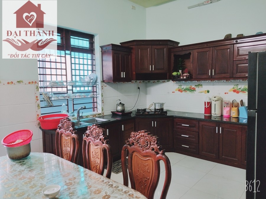 Bán nhà Long Bình Tân 1 Trệt 2 Lầu SHR giá 5.5 Tỉ