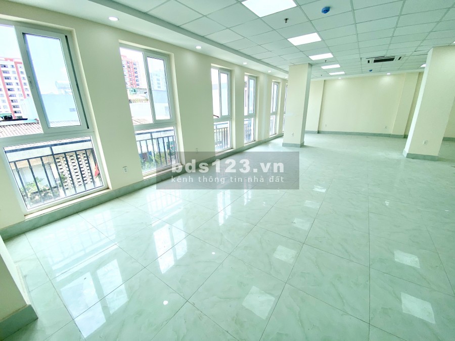 Cho thuê căn phòng mới diện tích 55m2, 95m2, 145m2, đối diện Landmark 81