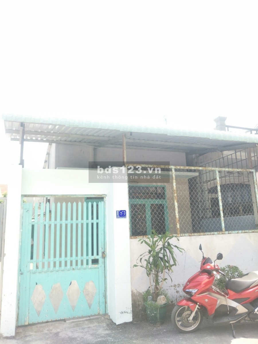 Nhà cấp 4 HXH đậu được trước nhà 2pn, đường 11