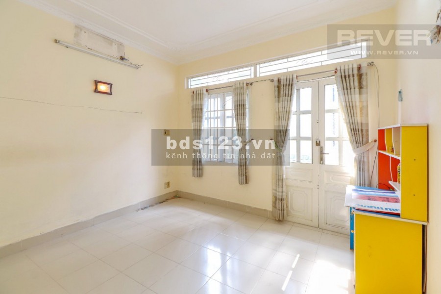 Chính chủ bán nhà nguyên căn 1 lầu hẻm Huỳnh Tấn Phát