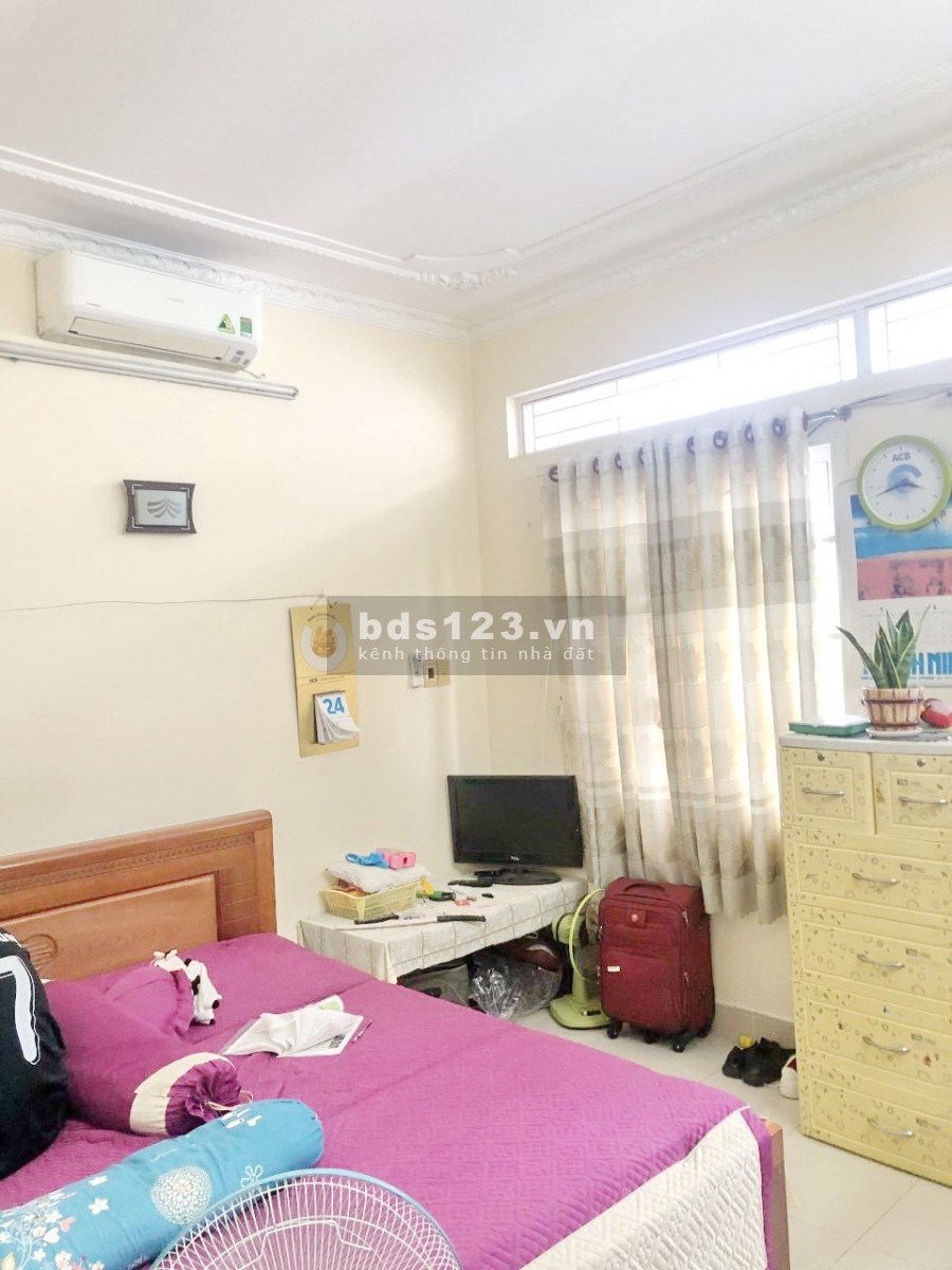 Chính chủ bán nhà nguyên căn 1 lầu hẻm Huỳnh Tấn Phát