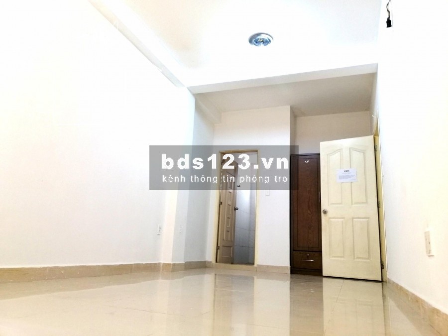 Cho thuê phòng máy lạnh Bạch Đằng,P.2, Tân Bình. Giá 3tr5/th. Gần Sân bay