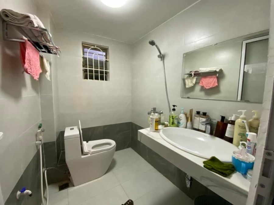 Phân lô Hoàng Cầu, vị trí Vip, ô tô tránh, vỉa hè, kinh doanh đỉnh, dt 46m2, 4 tầng, mt 4,2m, giá 10.9 tỷ