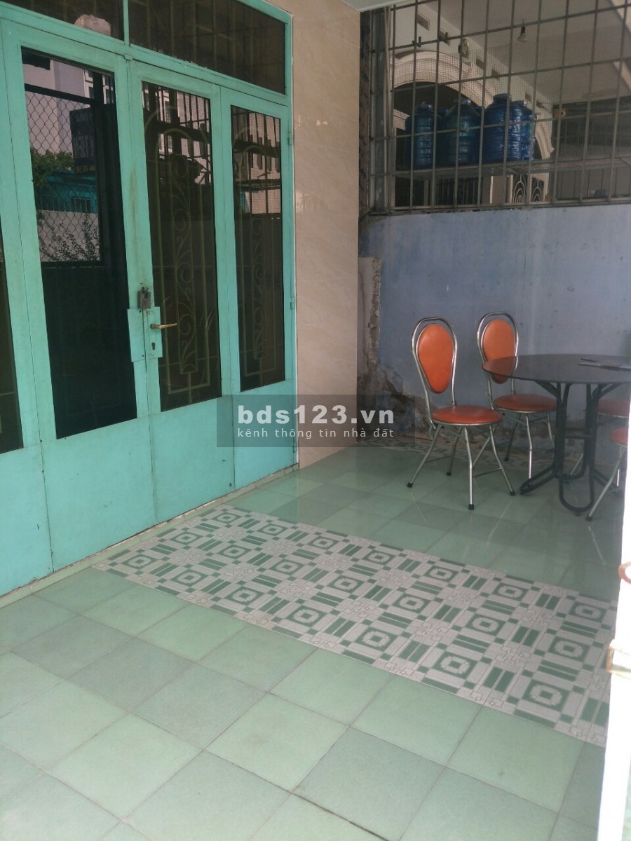 Nhà cấp 4 HXH đậu được trước nhà 2pn, đường 11