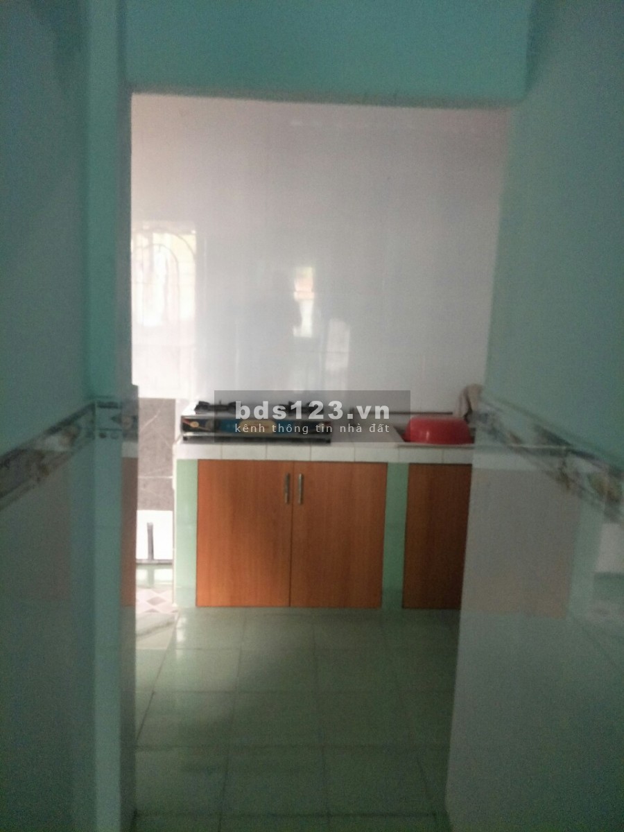 Nhà cấp 4 HXH đậu được trước nhà 2pn, đường 11