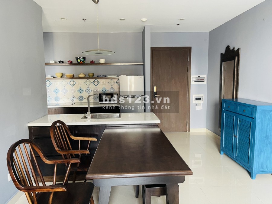Tôi cho thuê căn hộ cao cấp The Tresor 39 Bến Vân Đồn Q4 2pn full nội thất