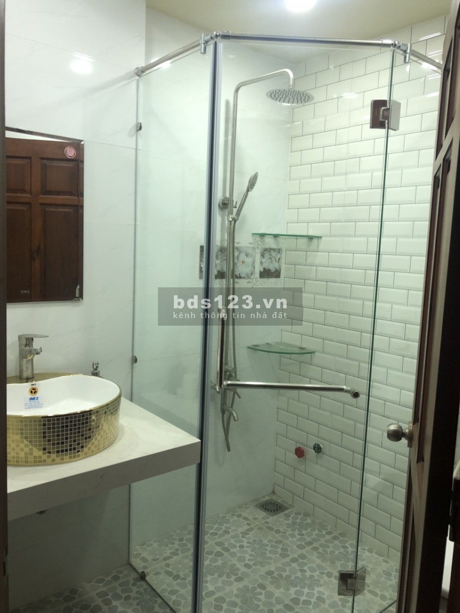Bán nhà MT phường Tân Qui Q7, 4x20m, trệt 5 lầu, giá 14.5 tỷ