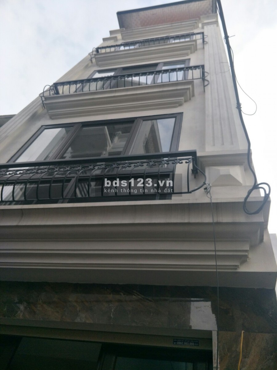 Bán nhà đường Hồng Tiến 48m2 x 5 tầng, 4m mặt tiền, giá 5.3 tỷ.Lô góc, Ô tô, KDVP