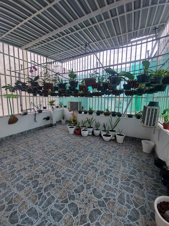 Tặng nội thất dát vàng hơn 3 Tỷ, 1T3L, 5PN, 5WC Hẻm thông mằm trong khu biệt thự sầm uất. Giá 10.8 tỷ. Lh Zalo 0523936433 (Phong).