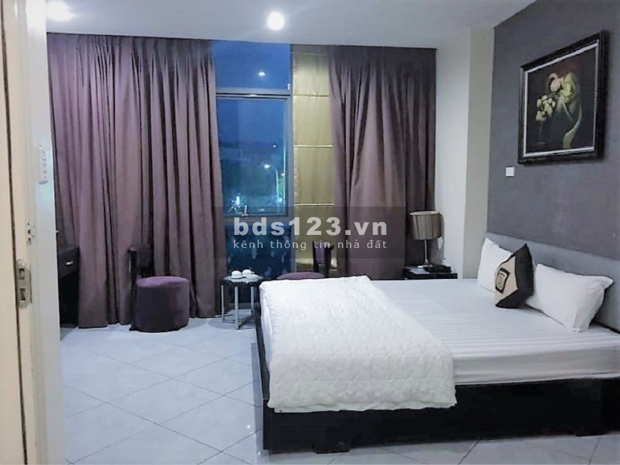 Bán nhà phố Trần Duy Hưng, Cầu Giấy. Ô tô, Kinh doanh. 105m2 10T 27 tỷ