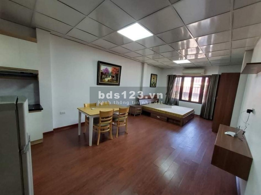 Bán gấp Homestay phố Thợ Nhuộm, dt 52m2, 5 tầng doanh thu 40 triệu/tháng, 10m ra phố lh 0942.861188