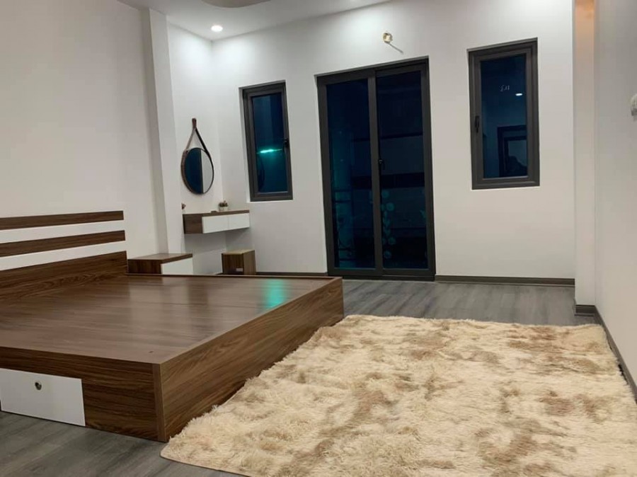 Bán nhà Nguyễn Đổng Chi dt 37m x 5 tầng, gần phố, nhà mới nhỉnh 5 tỷ