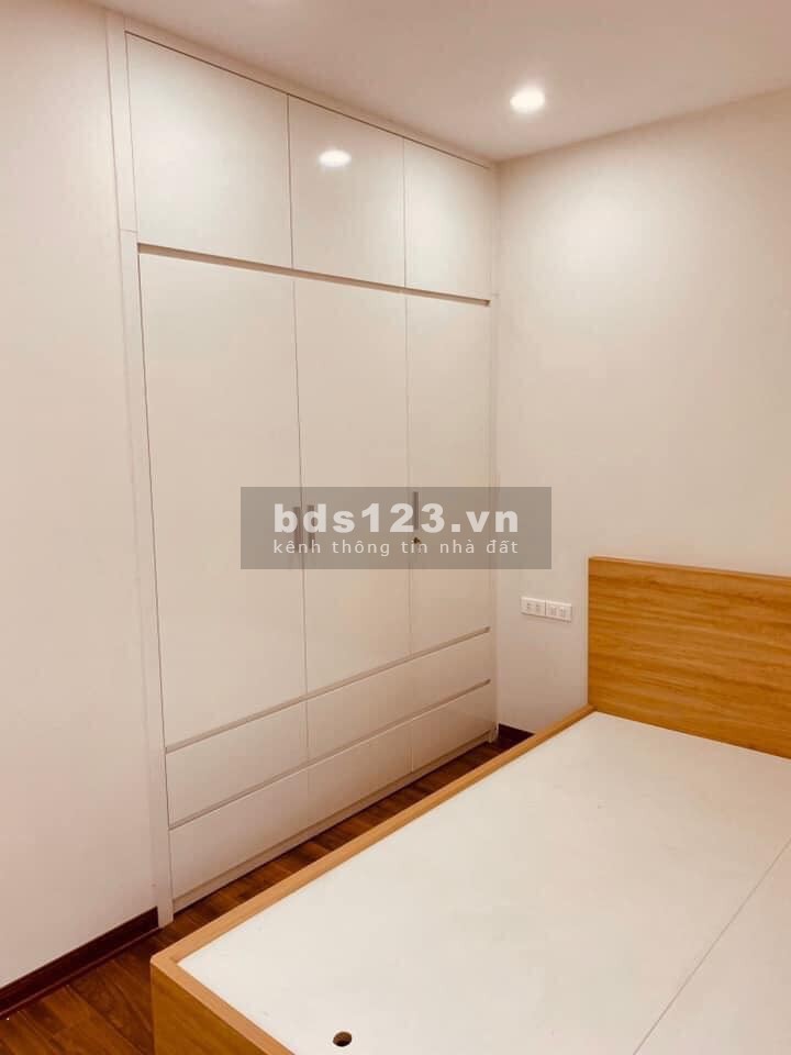 Cần bán căn hộ FLC Quang Trung Hà Đông full nội thất 76m2 - 3PN - 2WC giá 1,9 tỷ. LH: 0374393926