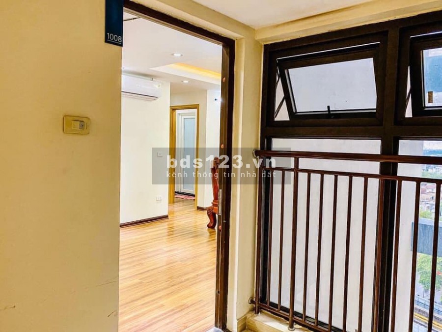Cần bán căn hộ FLC Quang Trung Hà Đông full nội thất 76m2 - 3PN - 2WC giá 1,9 tỷ. LH: 0374393926