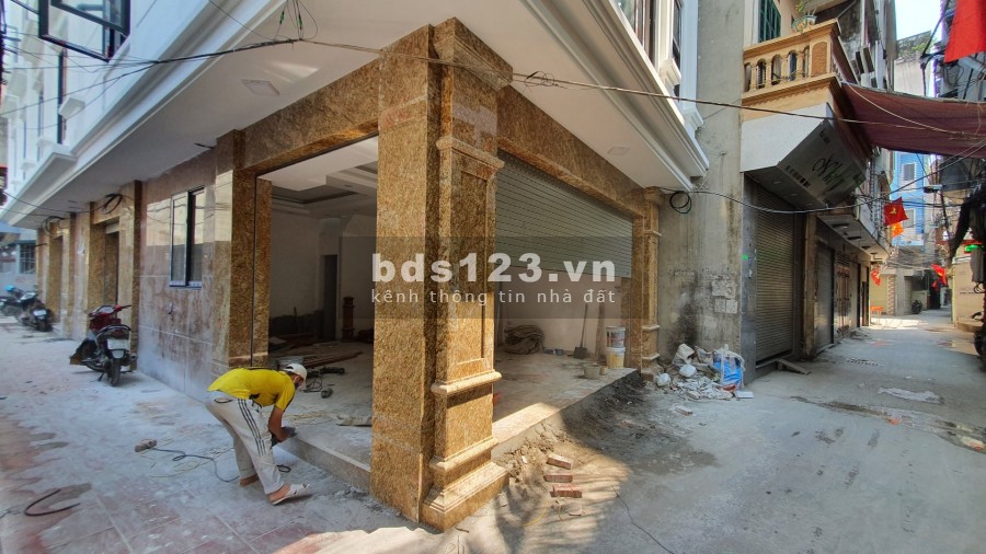 Dành cho anh chị em siêu phẩm chuỗi liền kề, lô góc kèm với mặt tiền thoáng và đẹp, cộng thêm ngõ cực nông, kinh doanh cực tốt.