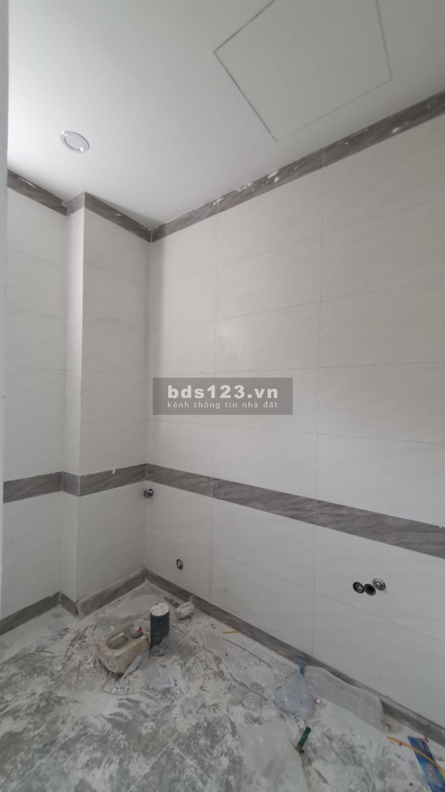 Dành cho anh chị em siêu phẩm chuỗi liền kề, lô góc kèm với mặt tiền thoáng và đẹp, cộng thêm ngõ cực nông, kinh doanh cực tốt.