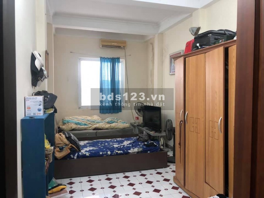 Cần Bán nhanh nhà Ngọc Thụy, Long Biên ô tô đỗ cửa, nở hậu, giá 3,5 tỷ