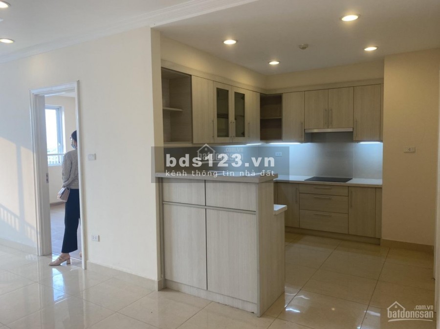Chỉ với 3,6 tỷ sở hữu căn hộ 2 ngủ 91m2 cạnh Hồ Tây, full nội thất vào ở ngay