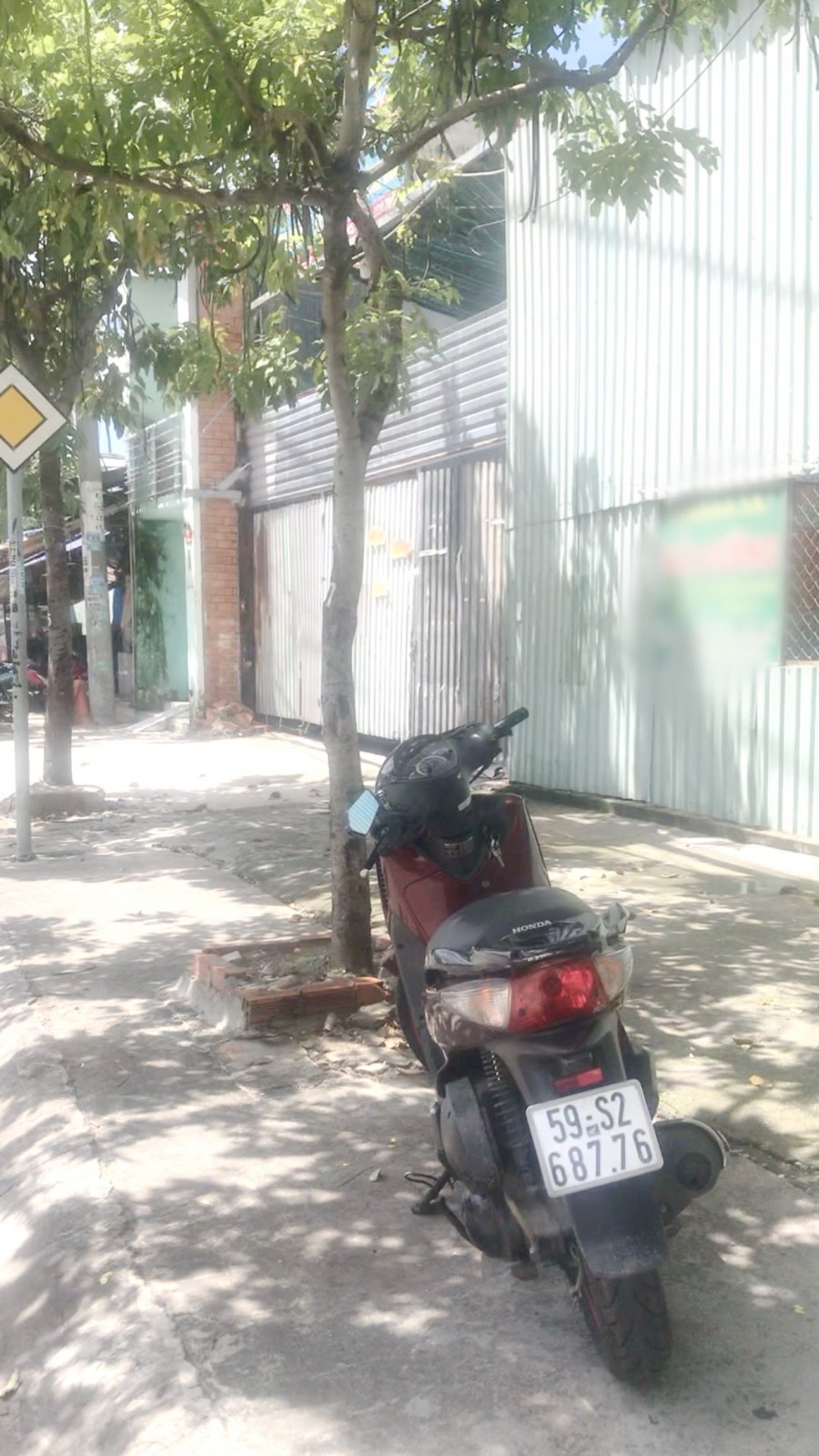 Bán nhà xưởng 1200m2 full thổ cư vị trí cực đẹp ngay ngã 3 Nguyễn Văn Luông P10 Q6