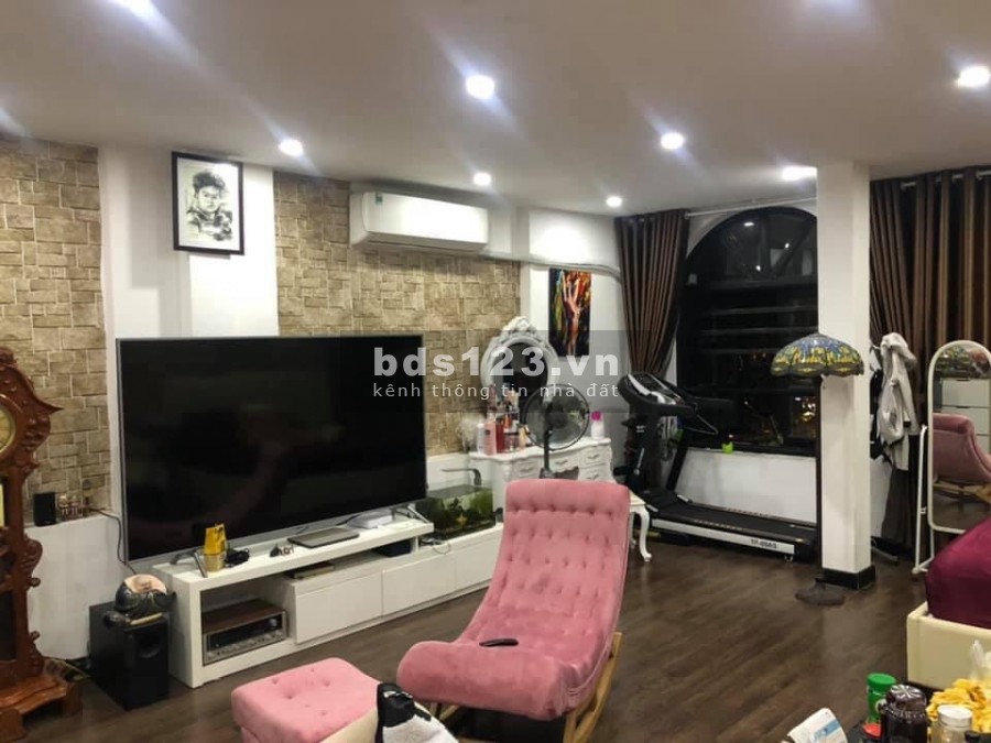 Bán nhà. kđt Đại Kim phân lô 3 ô to tránh, dt 60m2, 4 tầng, mt 4m, giá 9.1 tỷ