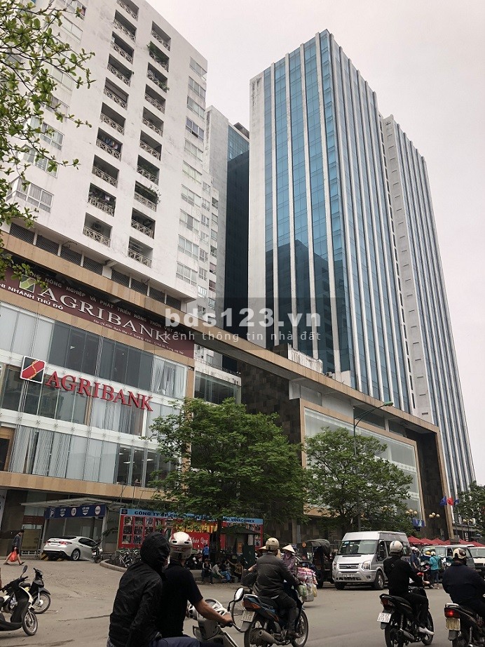 Bán nhà mặt phố Bạch Mai 230m2, MT 6.5m, Vị trị đẹp, kinh doanh chất.