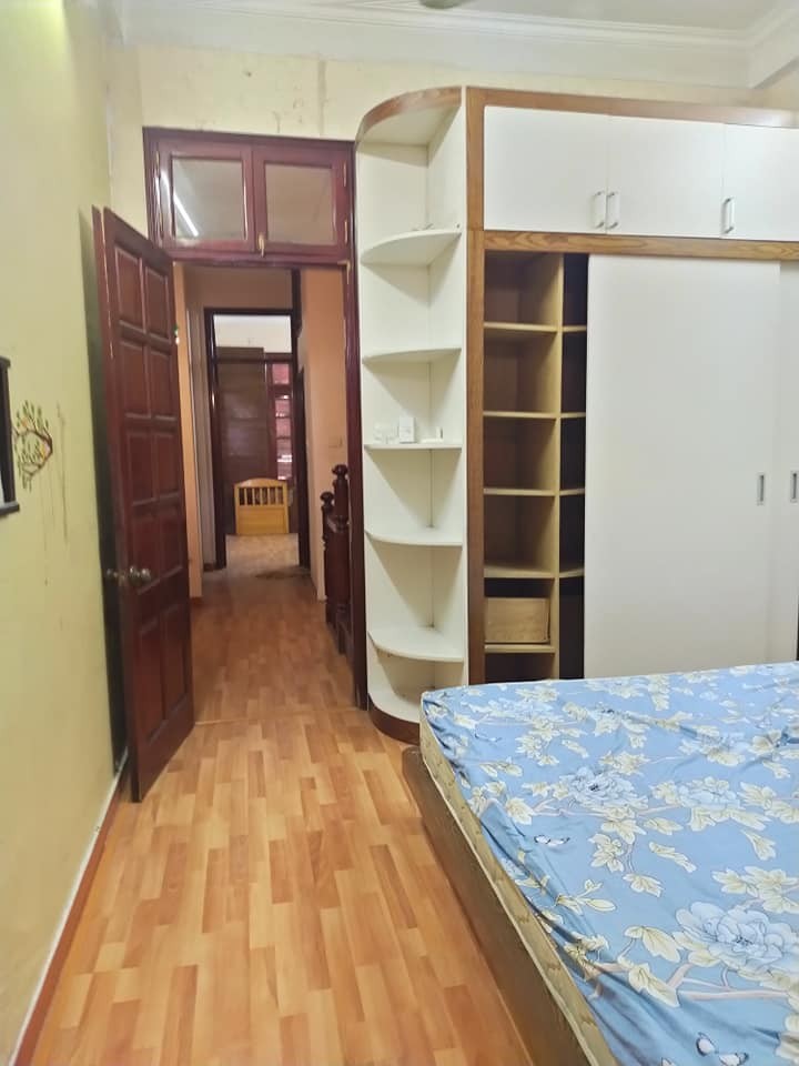 Bán nhà Trần Hữu Tước, phân lô, oto, view hồ, 4PN, 50m*4T, 7.75 tỷ, 0888104444