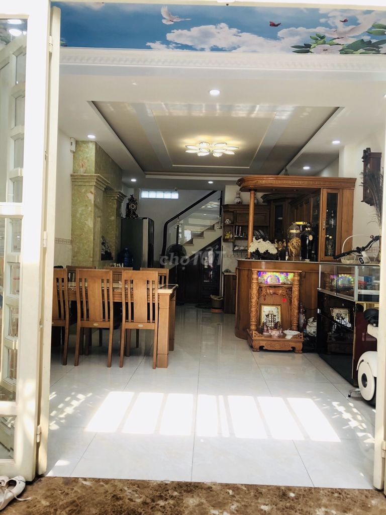 Bán nhà xây kiên cố 3,5 tấm . 752 Hương Lộ 2