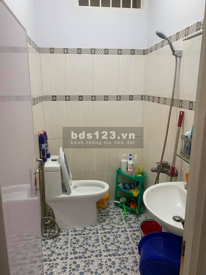 Cần bán gấp nhà Tân Qúy, Tân Phú, 72m2 giá 3.9 tỷ