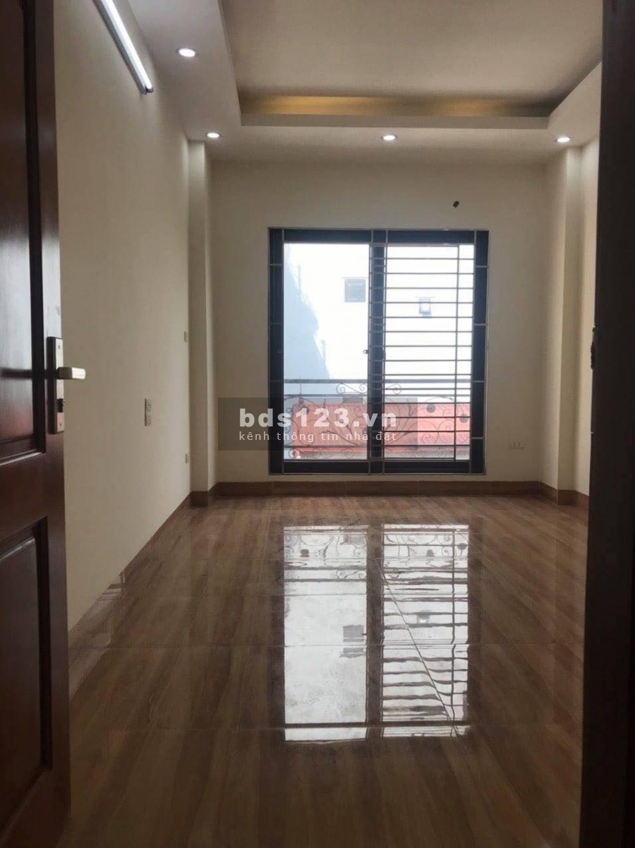 Nhà mới xây,kinh doanh tốt, oto đỗ cửa, ngõ 186 Phú Đô, 45m2-6 tầng - MT 3,5m. Giá 5.4tỷ