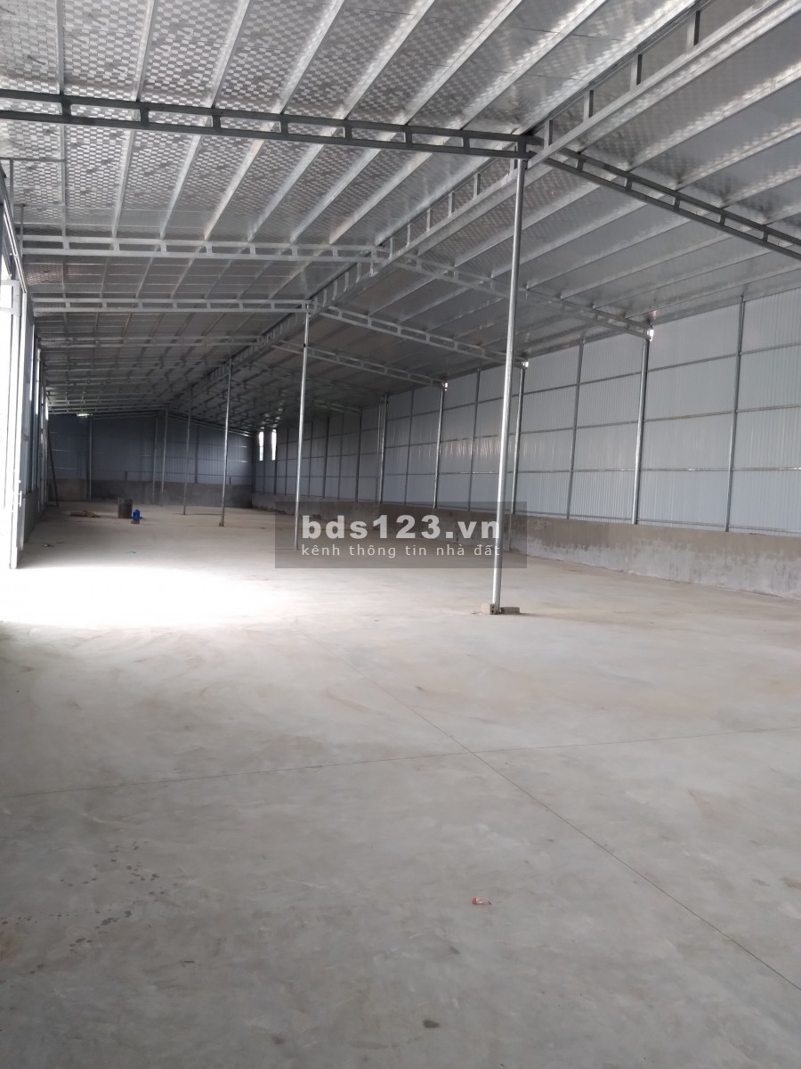 Cho thuê nhà xưởng 1000m2 xưởng đẹp ở Thường Tín, Hà Nội, lh 0983208068