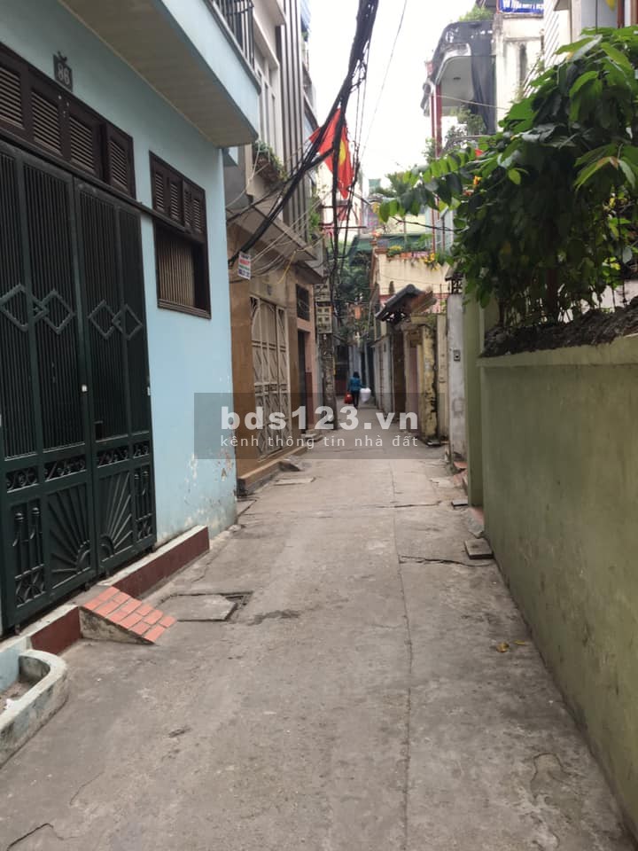 Bán nhà Phân Lô, KD, cho thuê, Đường Láng, 36m2 * 5, giá 3,3 tỷ.