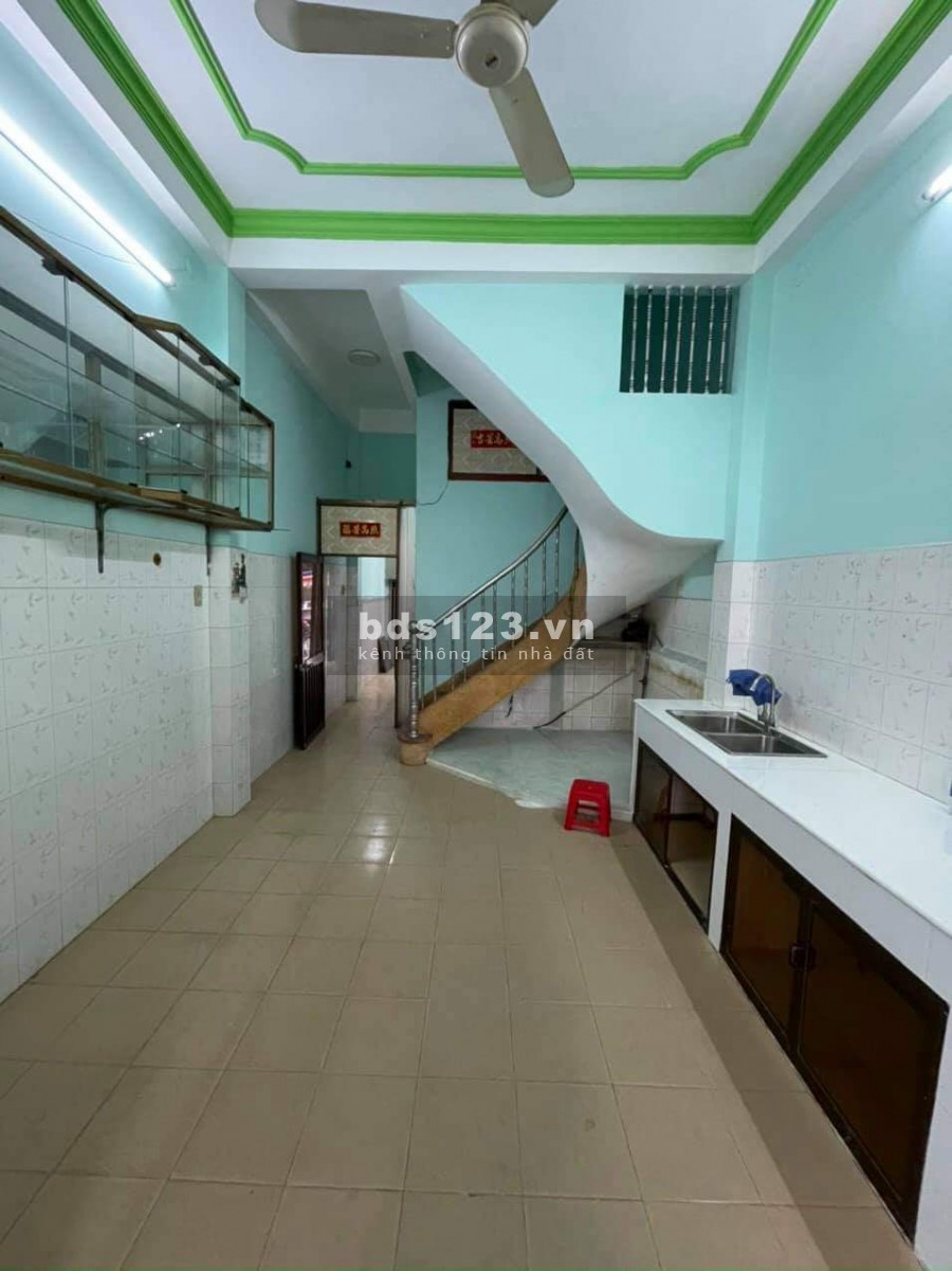 Âu Cơ Tân Bình trệt 3 lầu 50m2 hẻm xe tải giá 7 tỷ