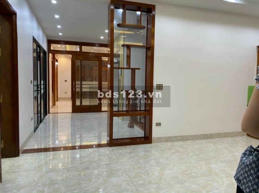Bán biệt thự KĐT Tuệ Tĩnh, TP HD, 187.2m2, mt 10m, 3 tầng, 5 ngủ, cầu thang máy