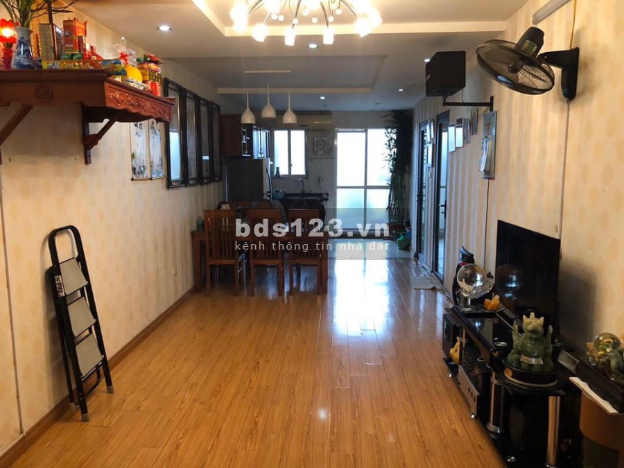 Cần bán nhanh CHCC Phố Nguyễn Trãi giá 890 triệu, 41m2, giao ngay