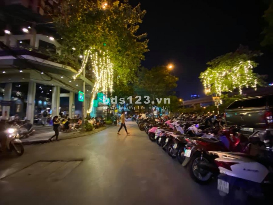 Mặt phố Lâm Hạ, kinh doanh đỉnh, 90m, mặt tiền rộng, 16.6 tỷ