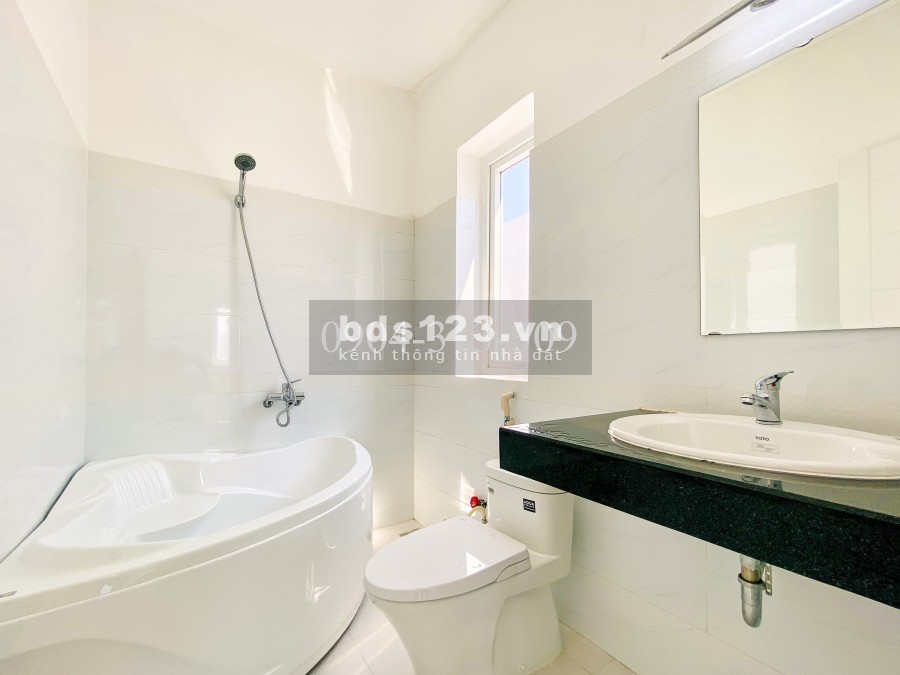 Bán biệt thự song lập Khu Compound MELOSA Garden Khang Điền, đường Võ Chí Công, phường Phú Hữu, Quận 9