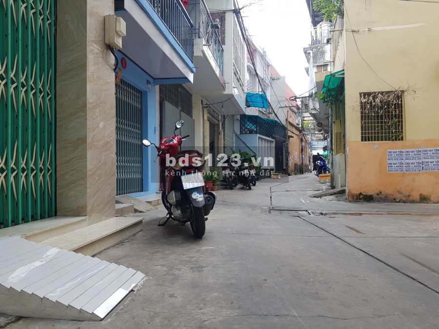 Bán Nhà Quận 11 Lạc Long Quân dt 38m2 4 tầng gần Đầm Sen giá 6.5 Tỷ lh 0886880910
