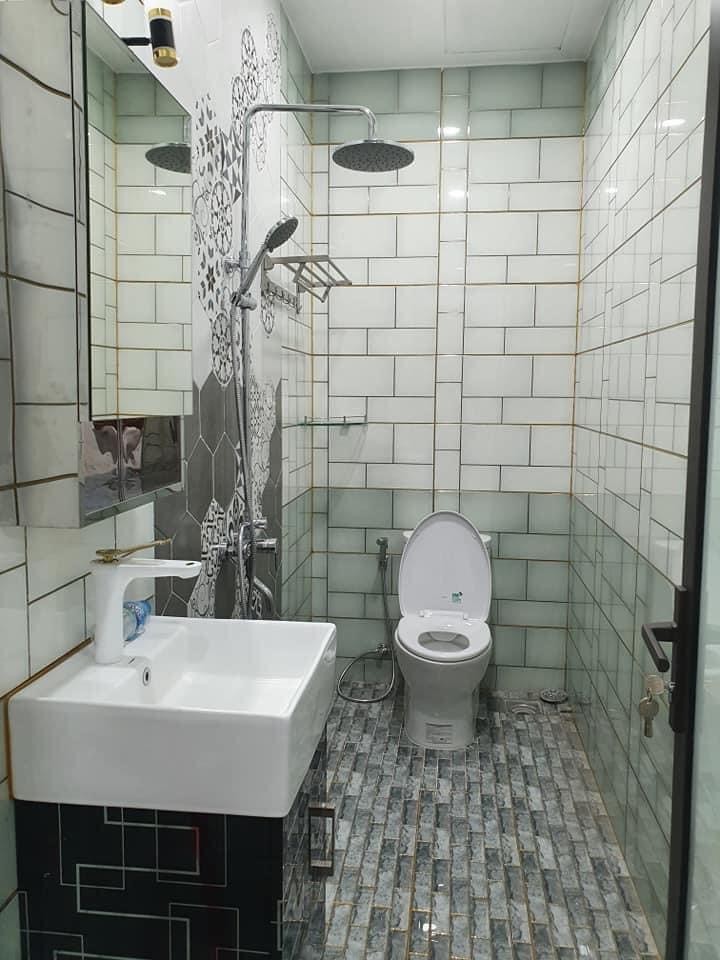 Bán nhà MT Nguyễn Phúc Chu Tân Bình, 100m2, 5 tầng giá 13.5 tỷ TL