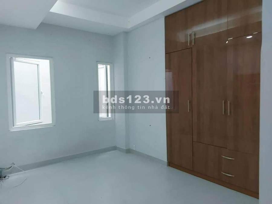 Cách Mạng Tháng 8, Quận 3, 35m, chỉ 3.5 tỷ, 4,5x9, sổ vuông, hẻm thông