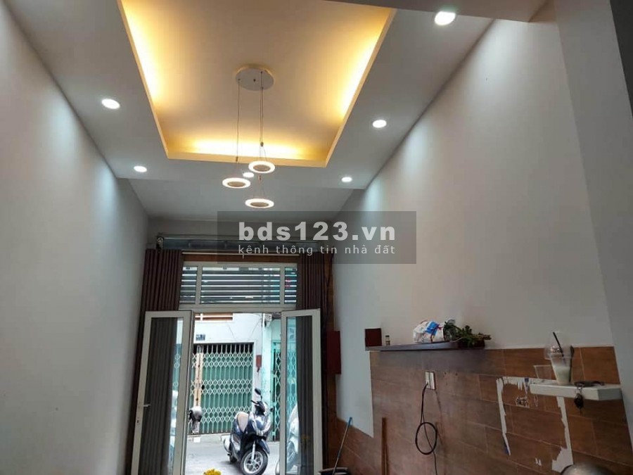 Cách Mạng Tháng 8, Quận 3, 35m, chỉ 3.5 tỷ, 4,5x9, sổ vuông, hẻm thông