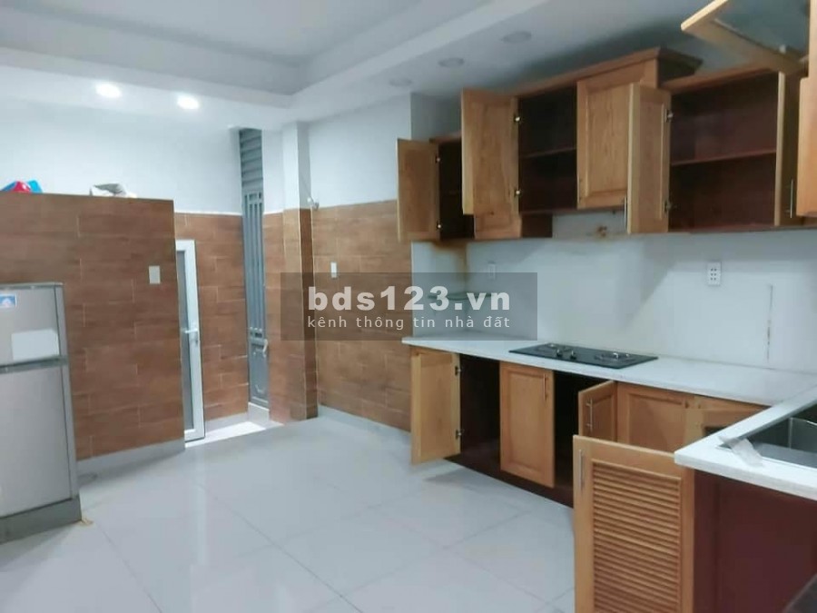 Cách Mạng Tháng 8, Quận 3, 35m, chỉ 3.5 tỷ, 4,5x9, sổ vuông, hẻm thông
