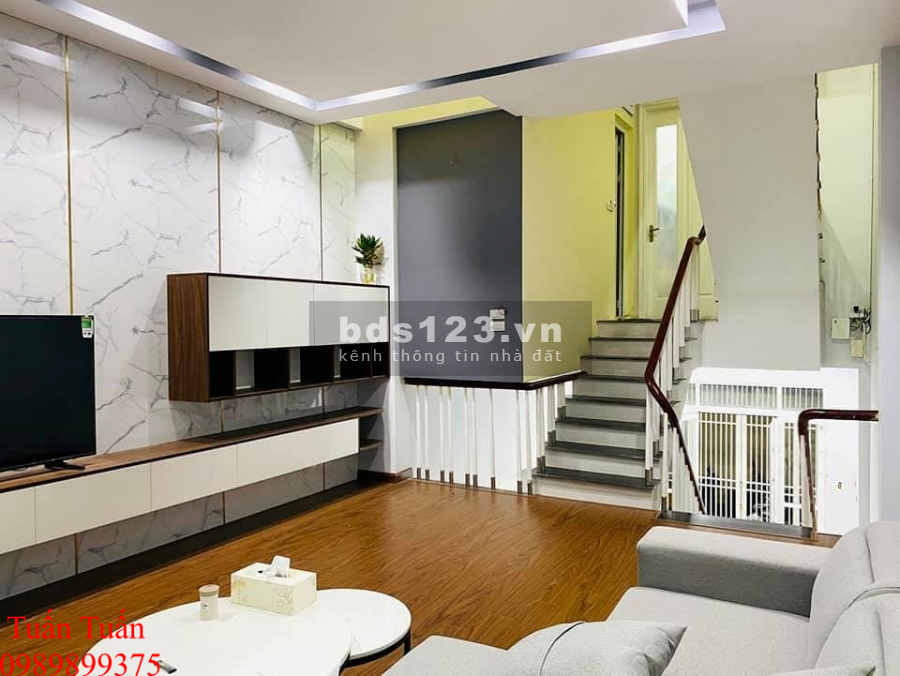 Bán nhà đường Thanh Bình, Hà Đông, gần hồ thoáng mát 33m2, 5 tầng, 3.25 tỷ