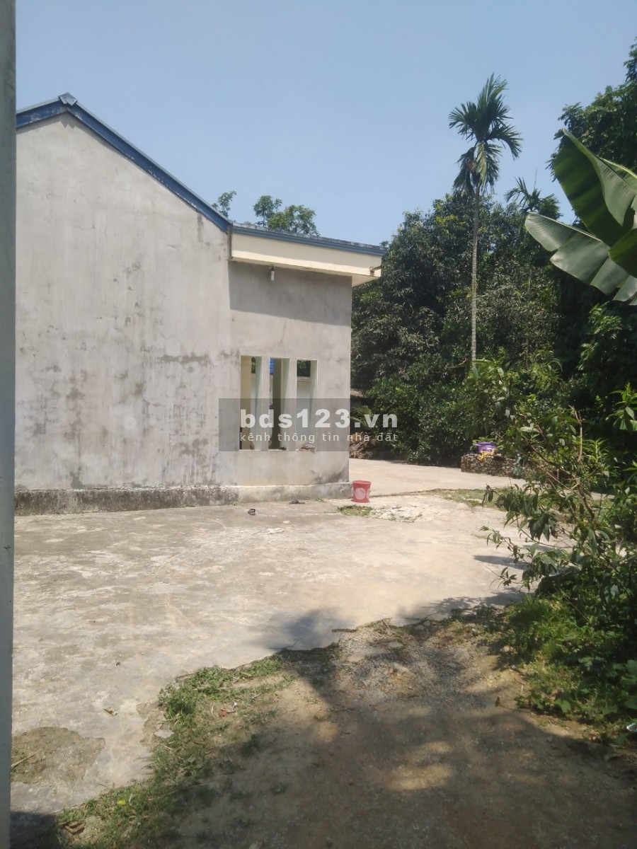 Bán đất nghĩ dường tại Lương Sơn Hoà Bình, lh 0984282380