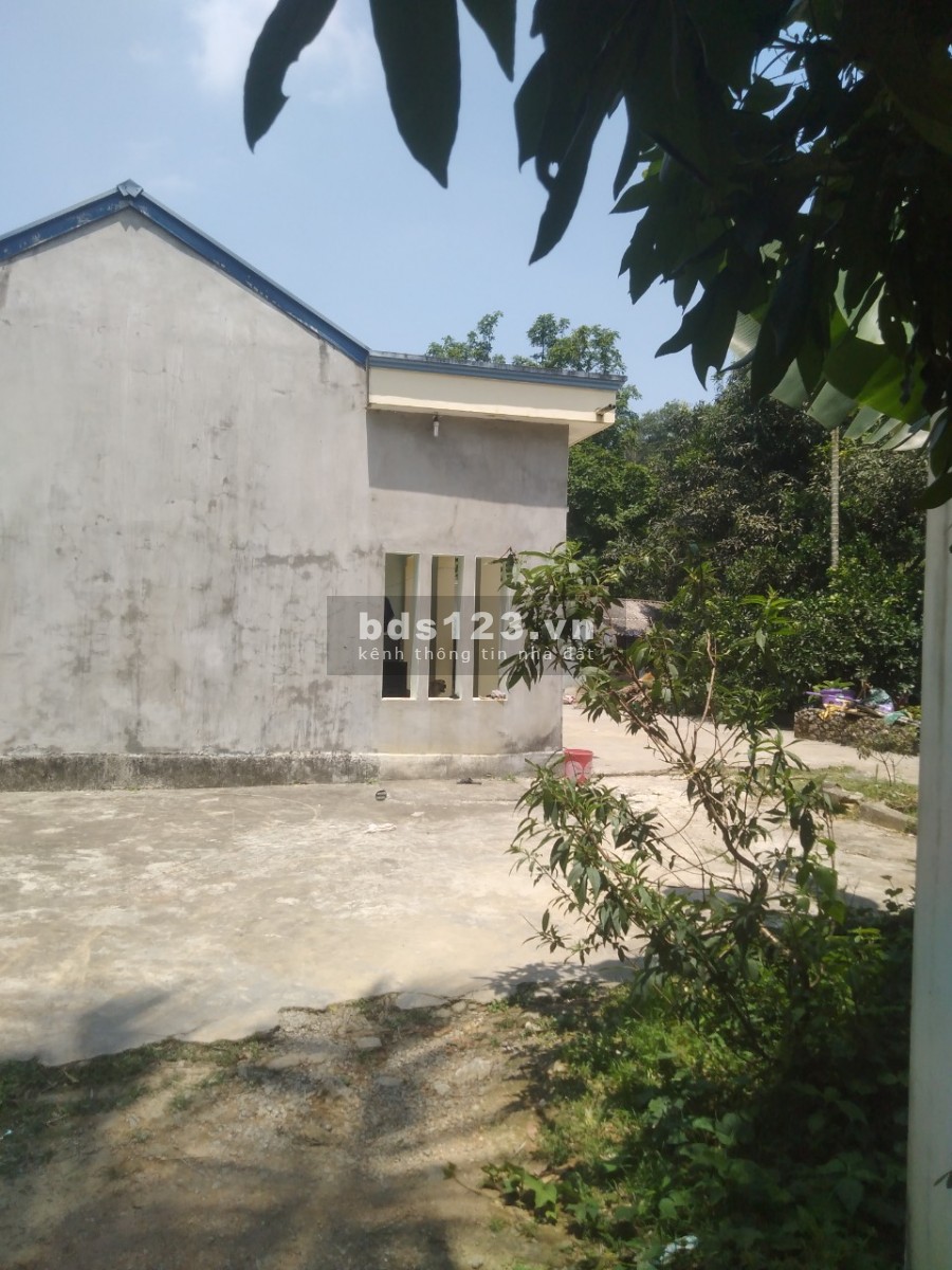 Bán đất nghĩ dường tại Lương Sơn Hoà Bình, lh 0984282380