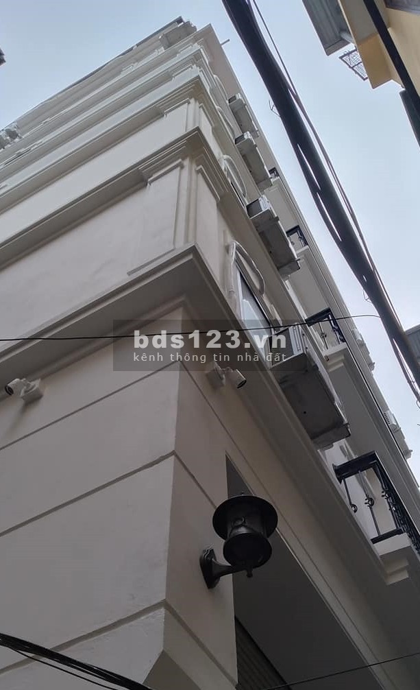 Bán nhà Phố Pháo Đài, Nguyễn Chí Thanh, 68m2, Thang máy, Full nội thất, kinh doanh, chỉ nhỉnh 8.x tỷ. LH:0965479383