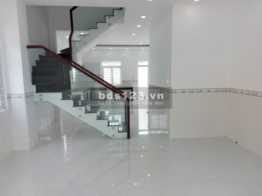 Mở bán chính thức 20 căn nhà phố dự án South Wave nằm trong KĐT Sài Gòn Village, 1 trệt 2 lầu chỉ từ 1.8 tỷ/căn